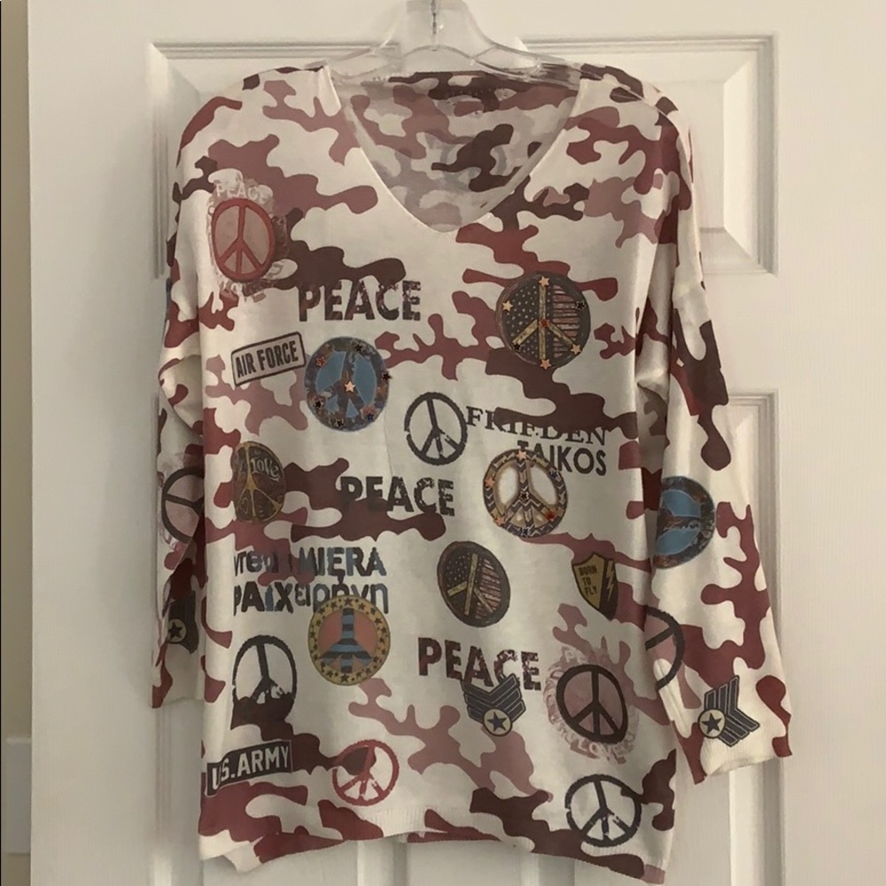 Peace knit sweater! Adorable! Large!